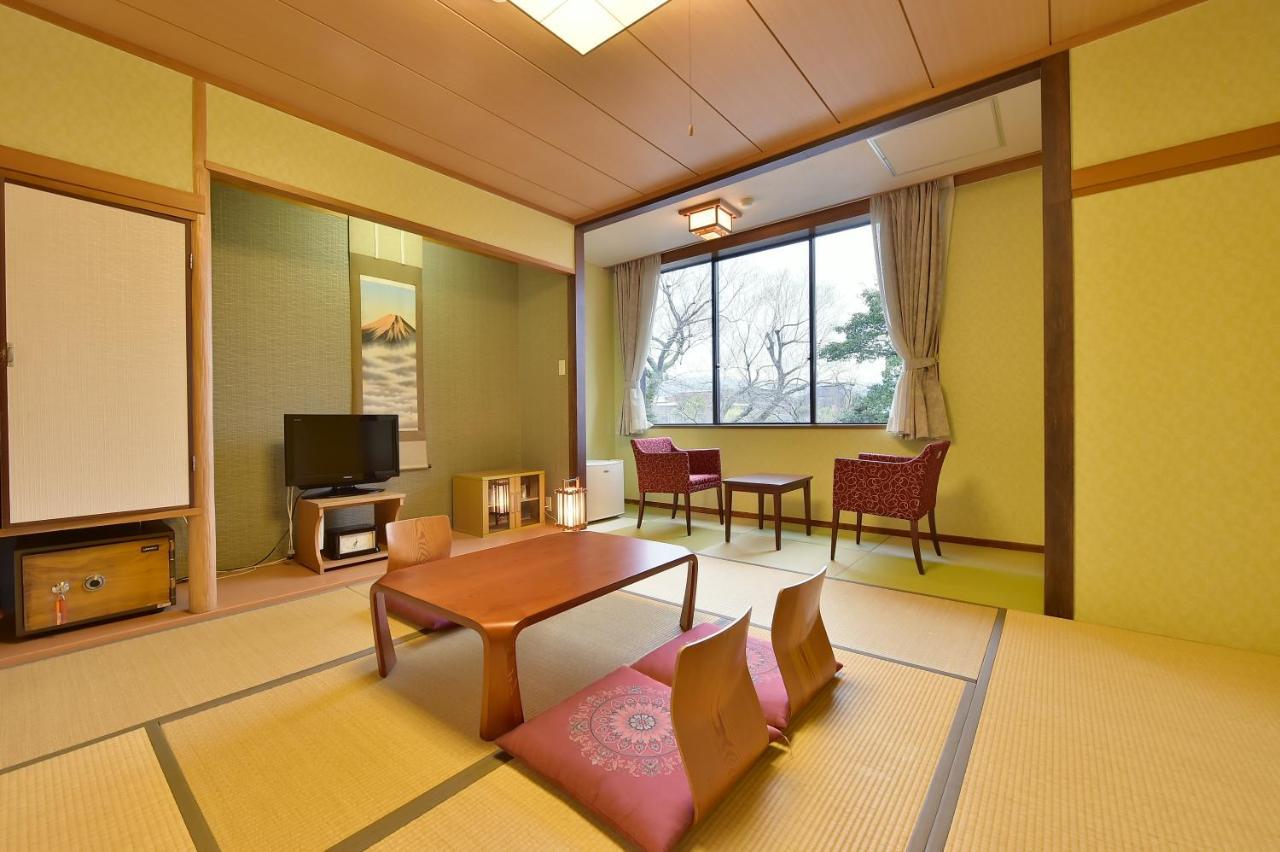 Отель Kkr Kyoto Kuniso Экстерьер фото